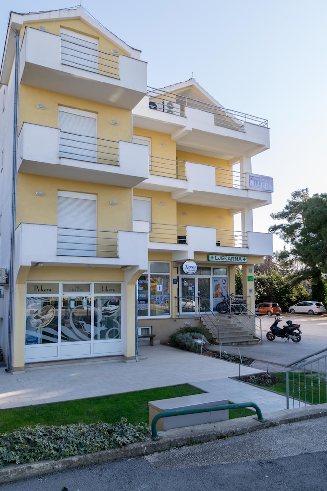 Villa Irena 1/50