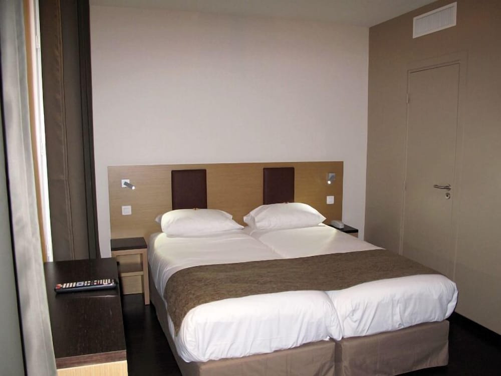 Hotel Source 22/61