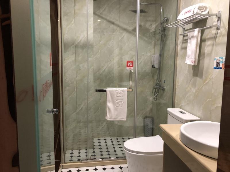 Shell Shanghai Jinshan District Zhangyan town Songjin Highway Hotel 26/31