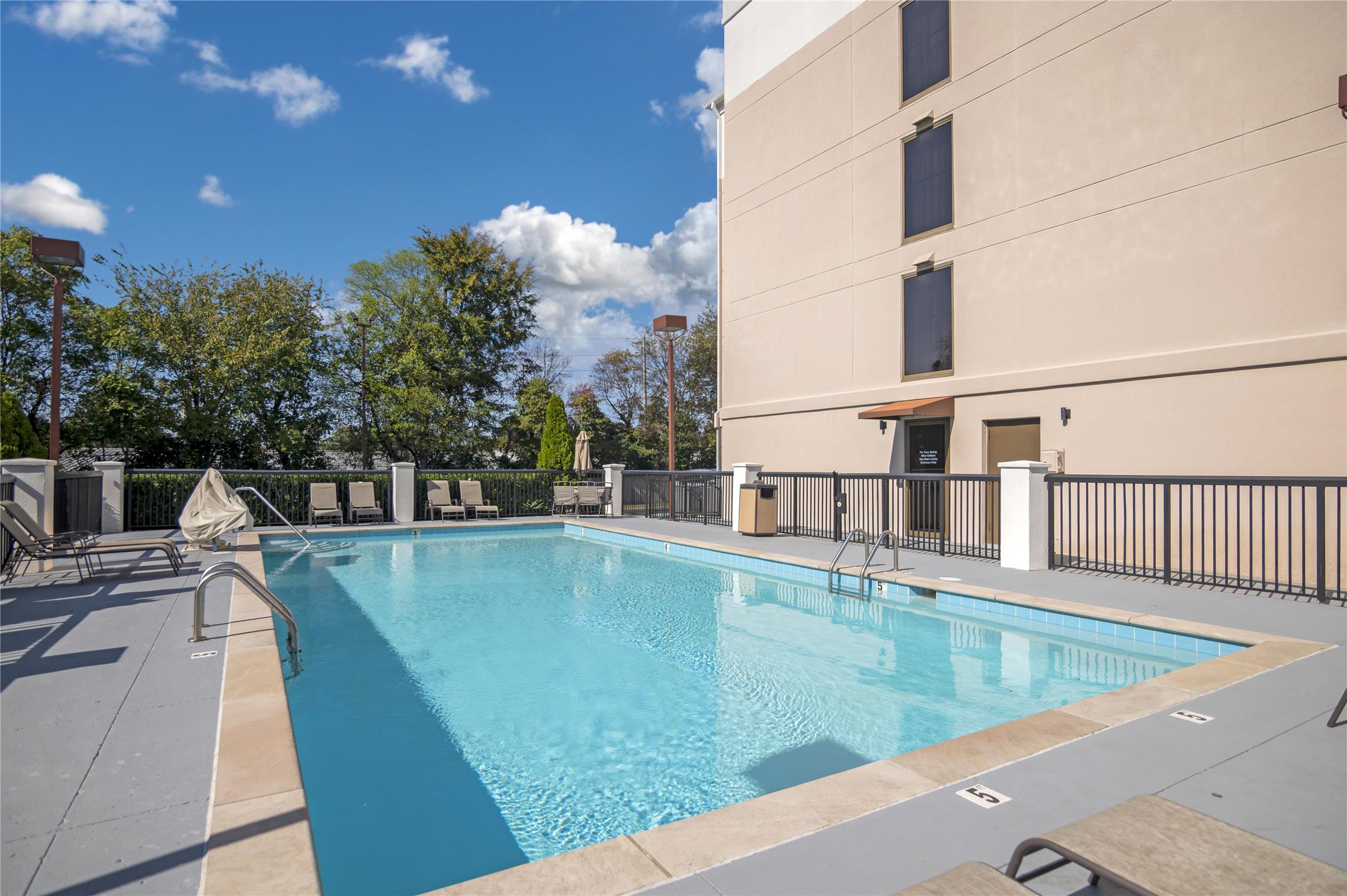 Best Western Suites Near Opryland 49/49