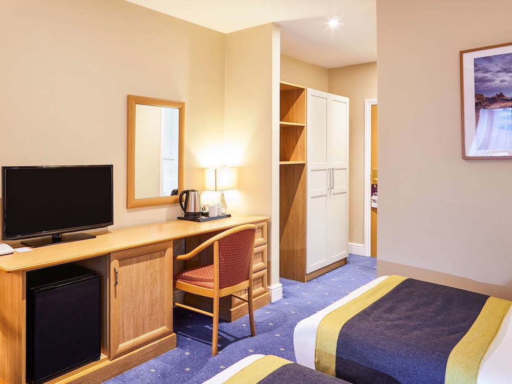 Mercure Newbury West Grange Hotel 59/72