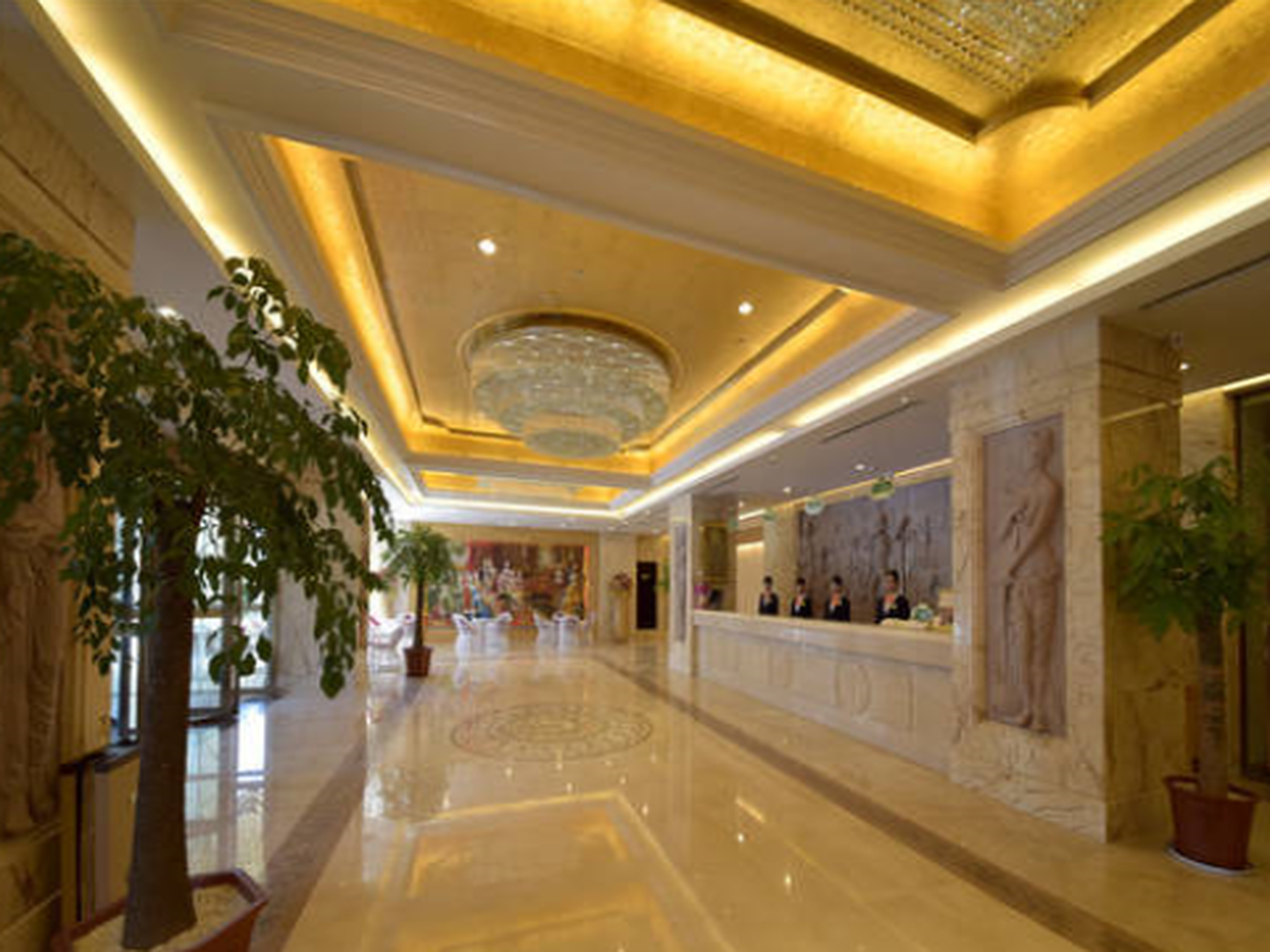 Vienna International Hotel (Zhumadian Huayuan Xuefu) 10/37