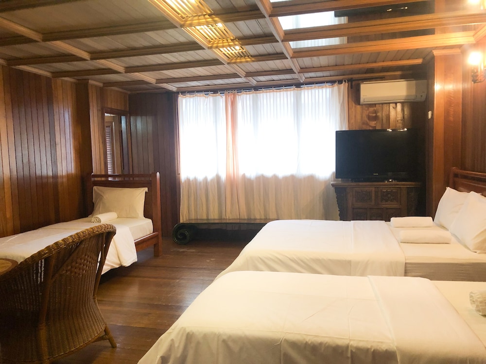 Hotel O I.villa Inn 20/56