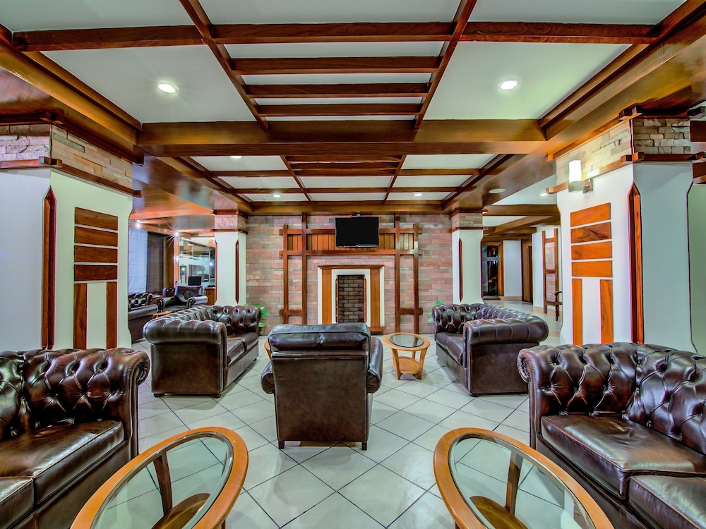 Sai Vishram Business Hotel 25/50