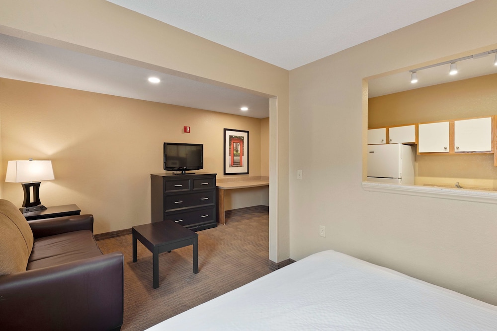 Studio6 Suites Charlotte, NC - Tyvola Rd/Executive Park 33/50