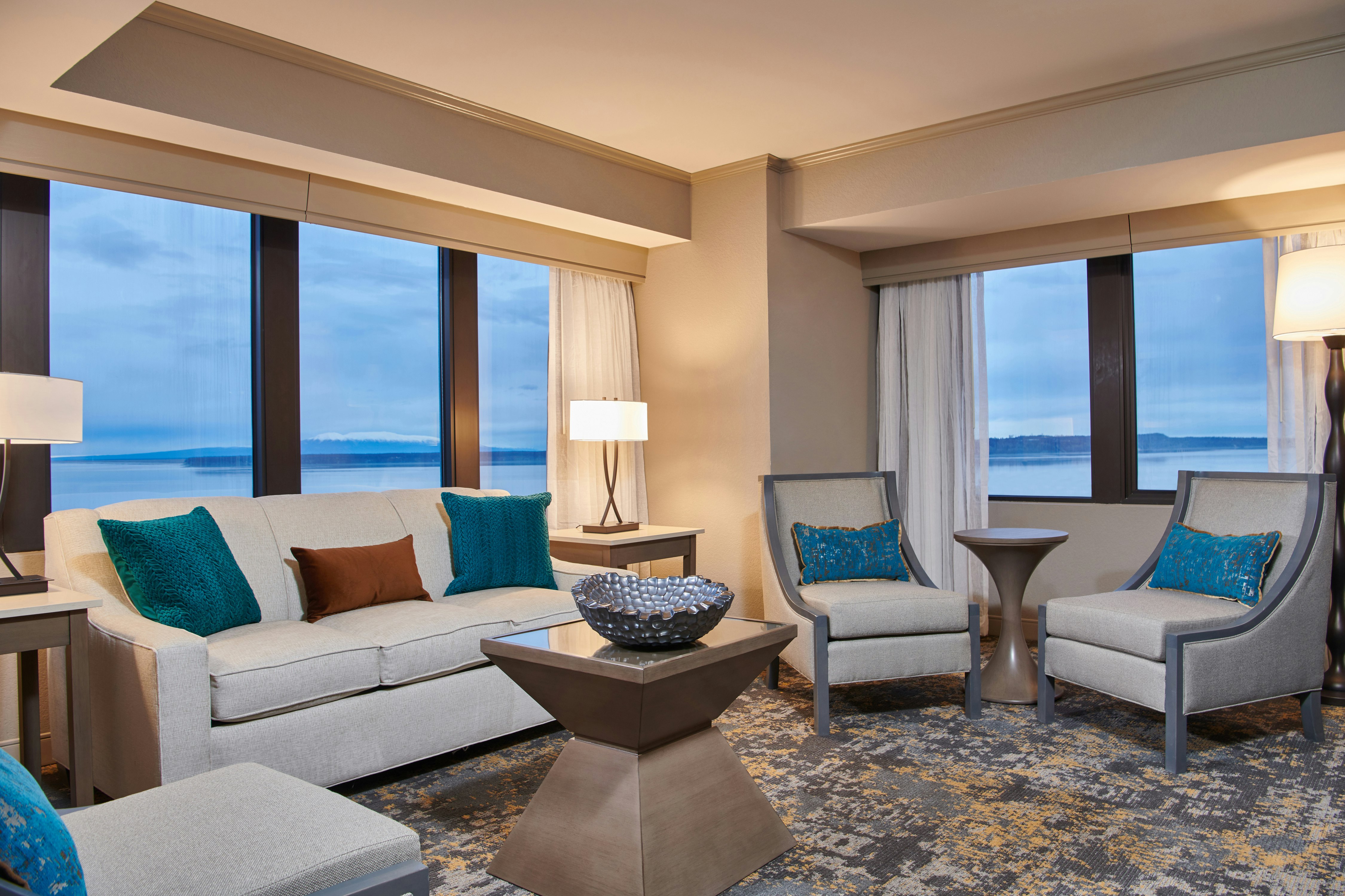 Hilton Anchorage 27/64