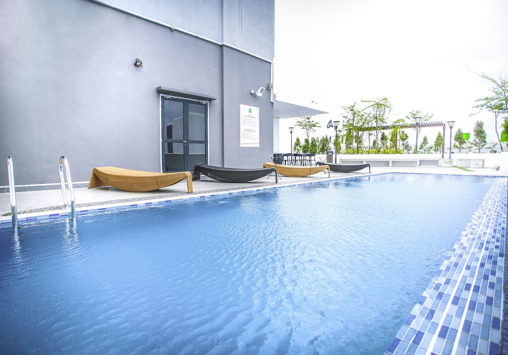 ibis Styles Kota Bharu 50/50