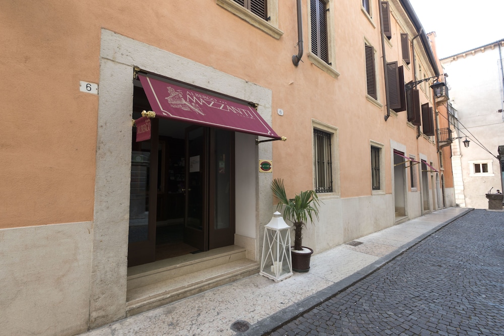 Albergo Mazzanti 8/60