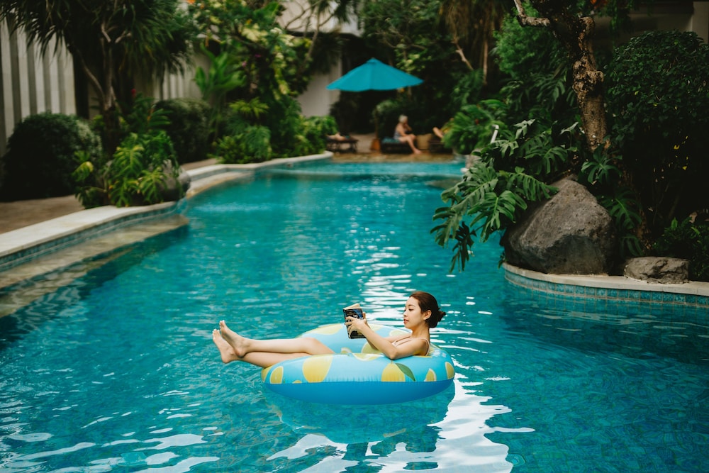 Baleka Resort Hotel and Spa 69/74