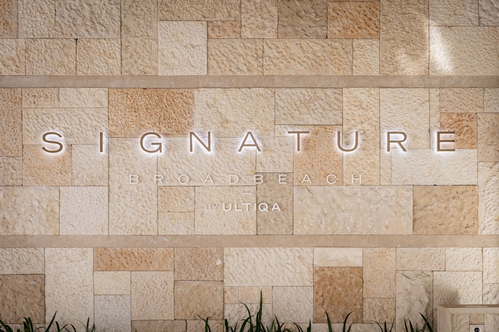 ULTIQA Signature at Broadbeach 2/50