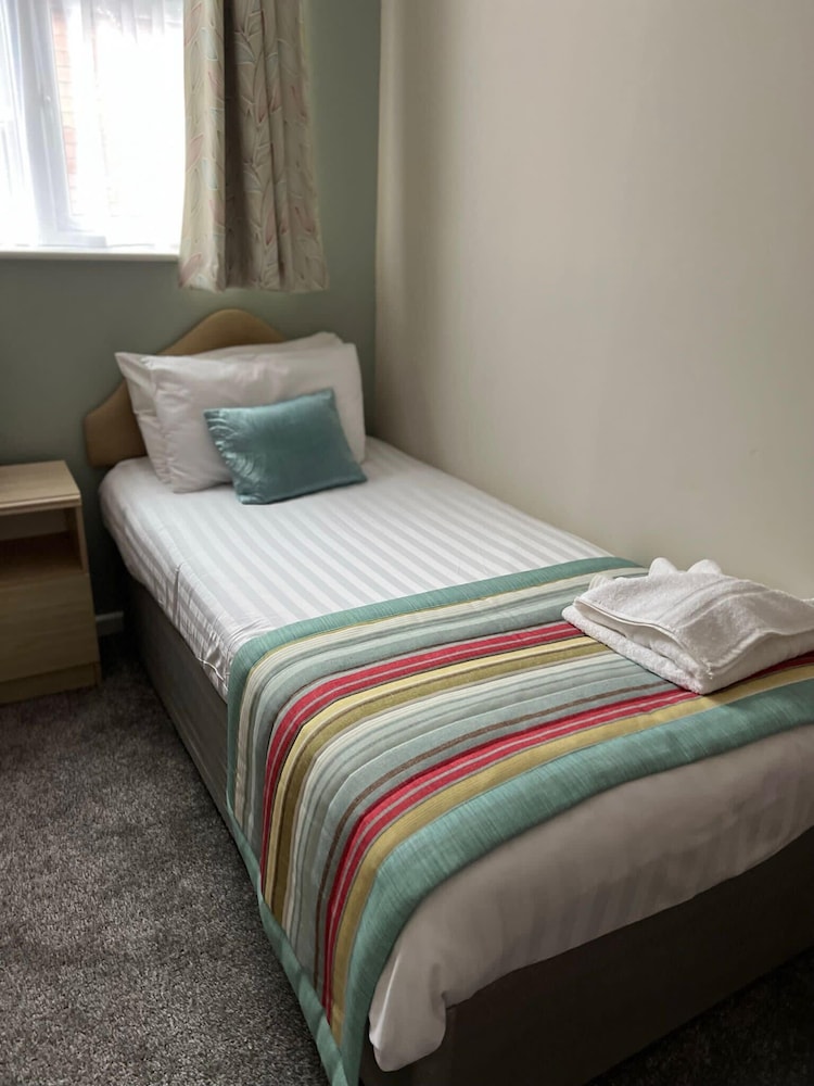 The Georgian Hollies Hotel 23/55