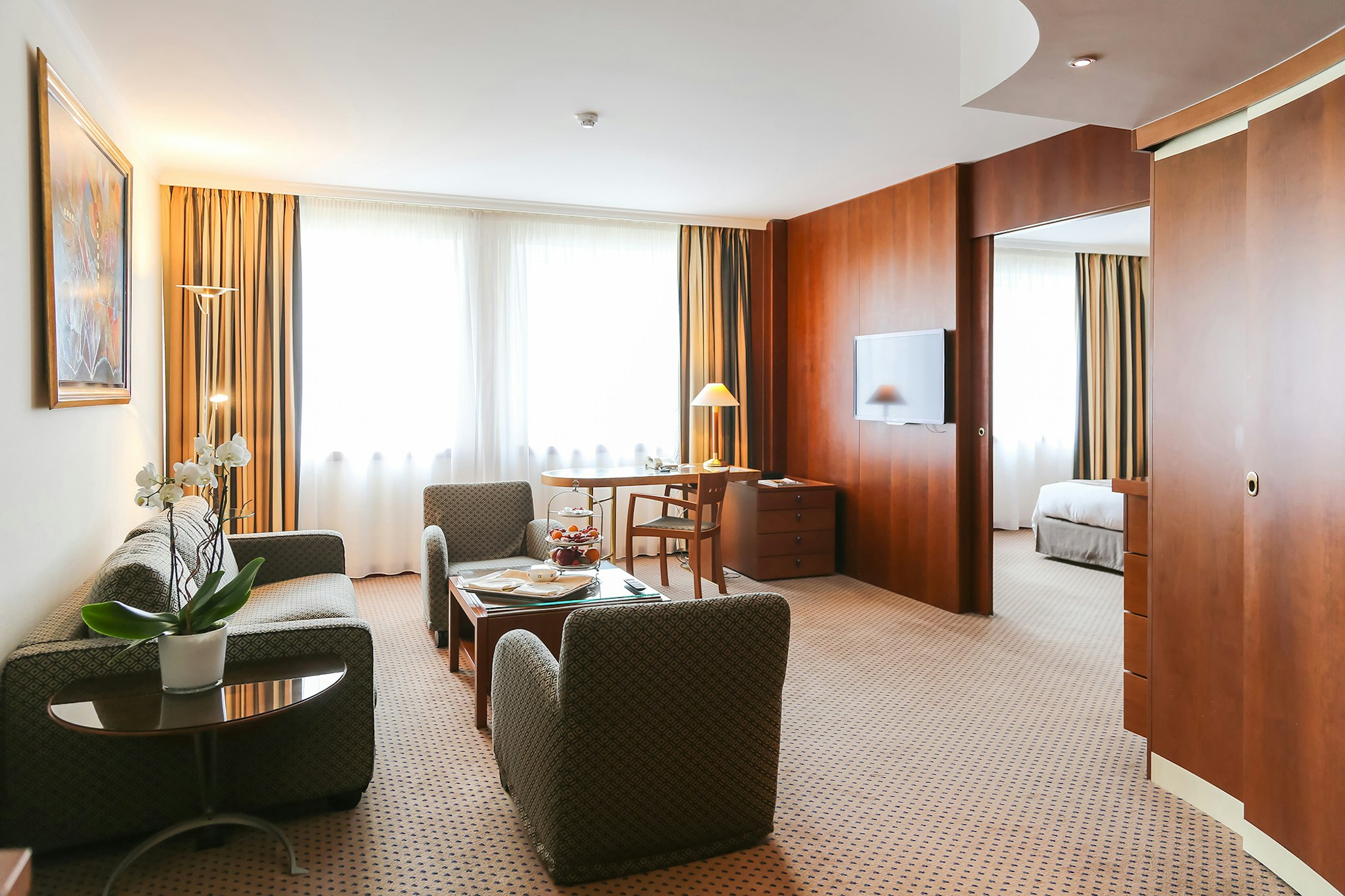Le Royal Hotels & Resorts 58/82