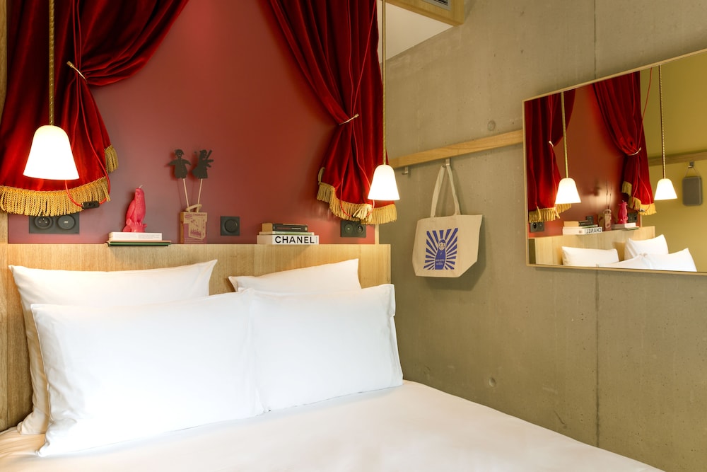 MOB HOTEL LYON CONFLUENCE 20/64