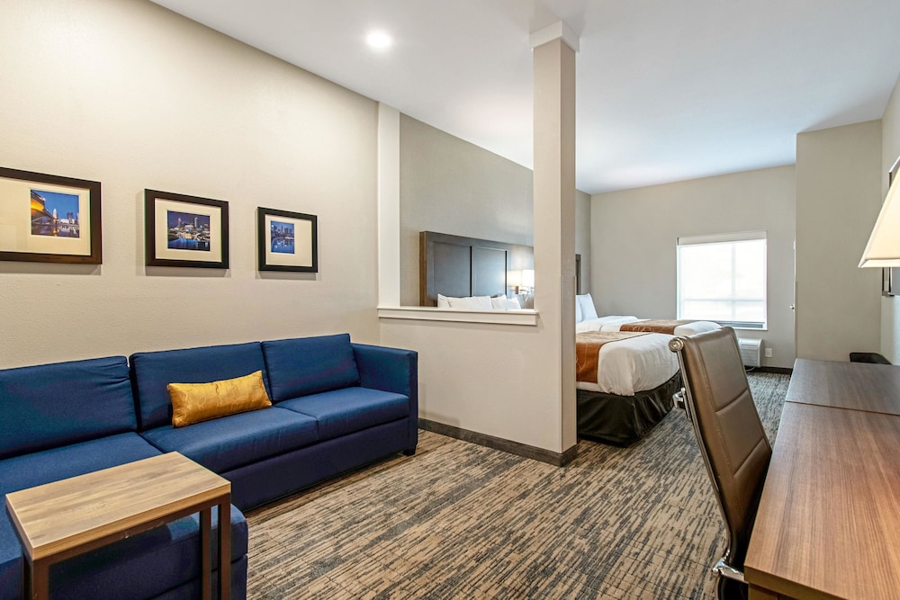 Comfort Suites Grove City Columbus South 25/36