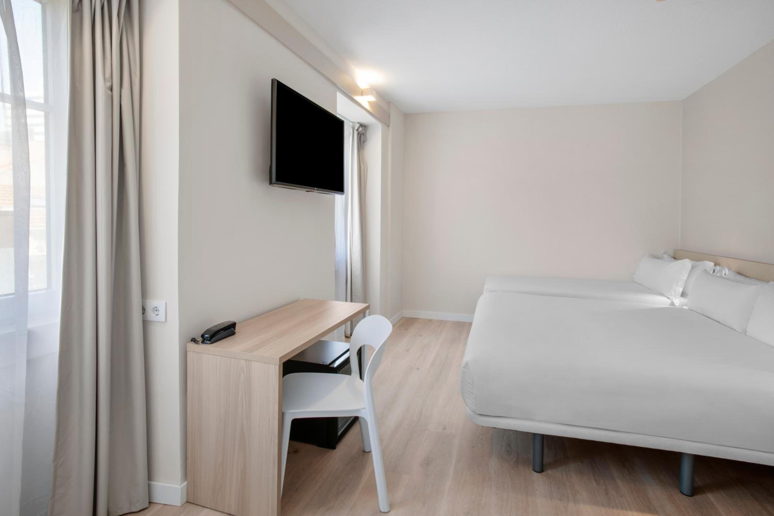 غرفة عائلية، B&B HOTEL Figueira da Foz 3/5
