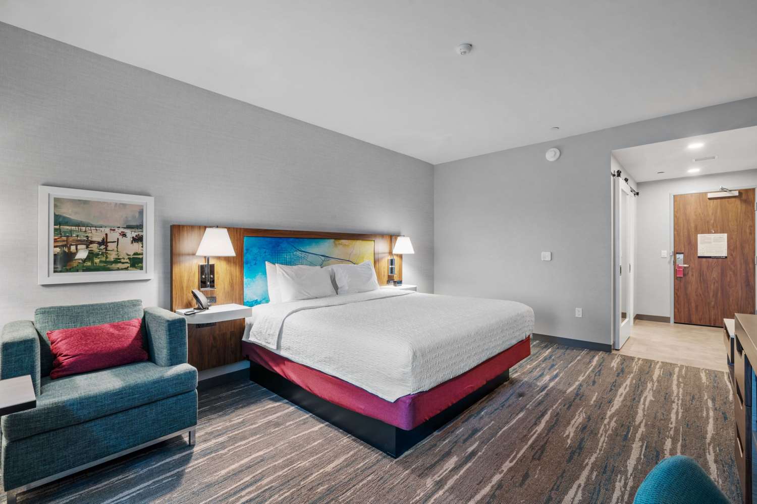 Room, King Bed, Partial Rock View