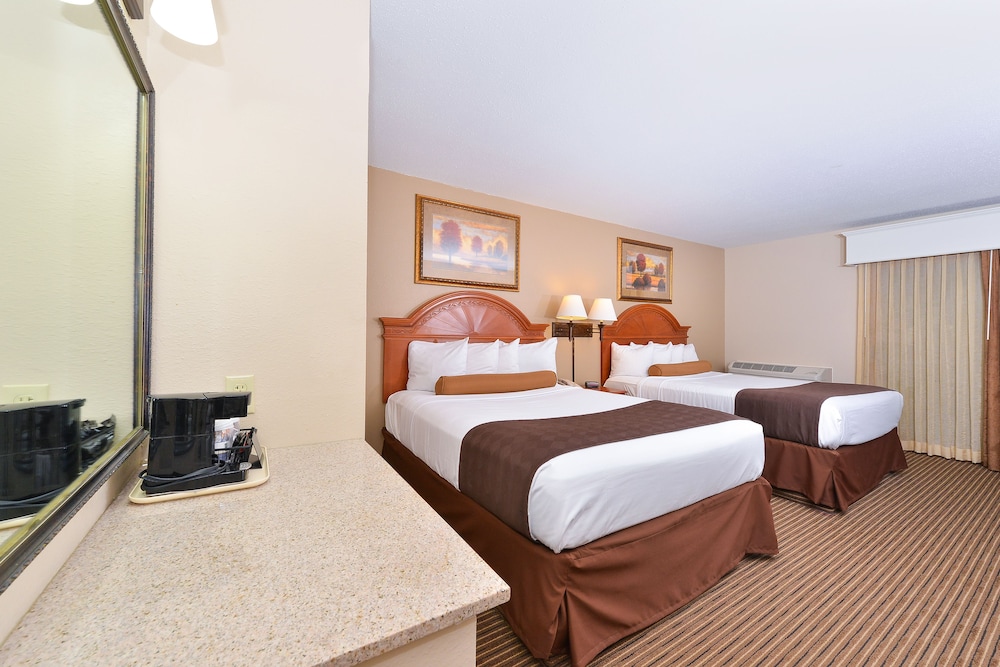 Revel Hotel Minot, SureStay Collection by Best Western 31/66