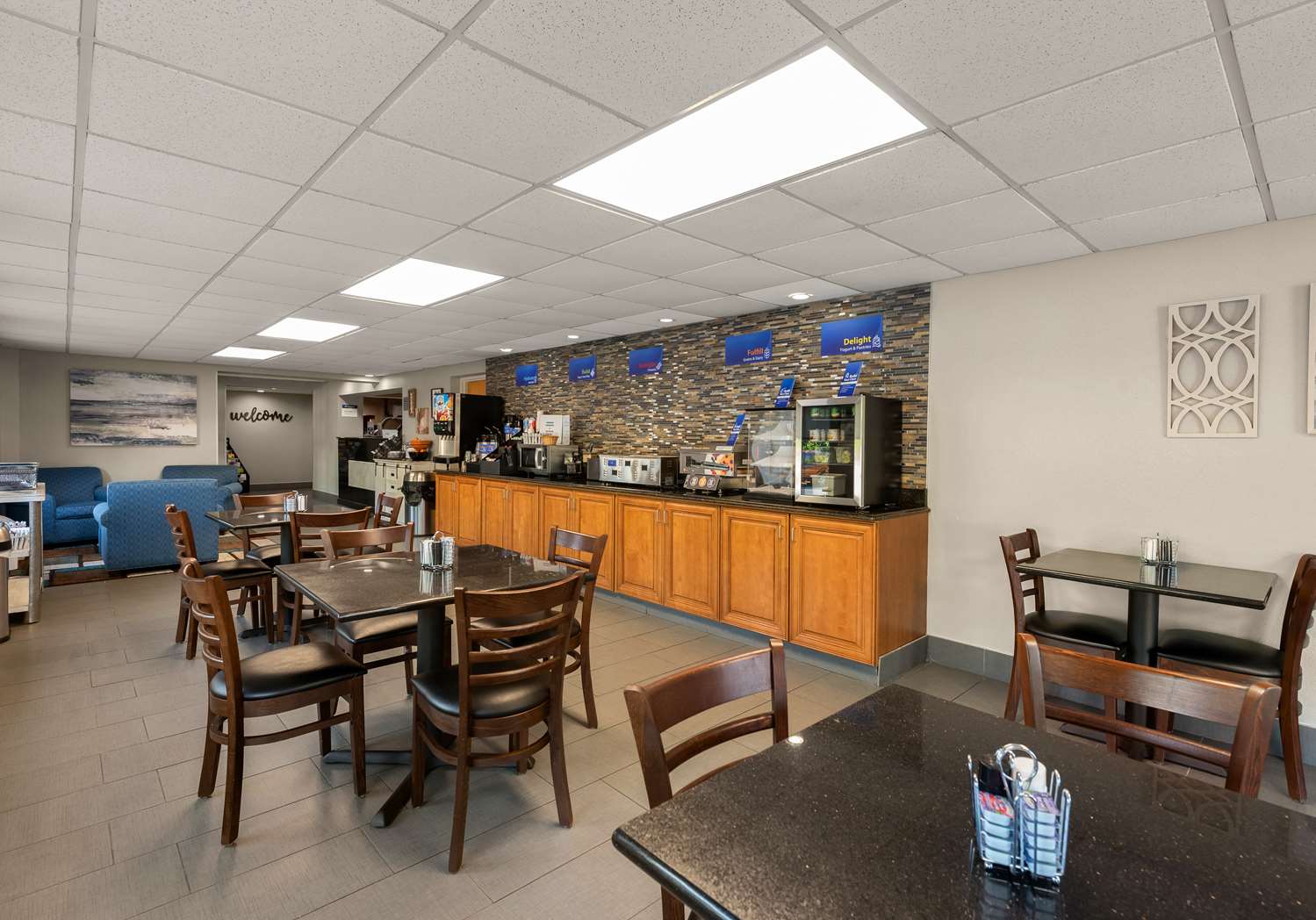 Best Western Adena Inn 22/38