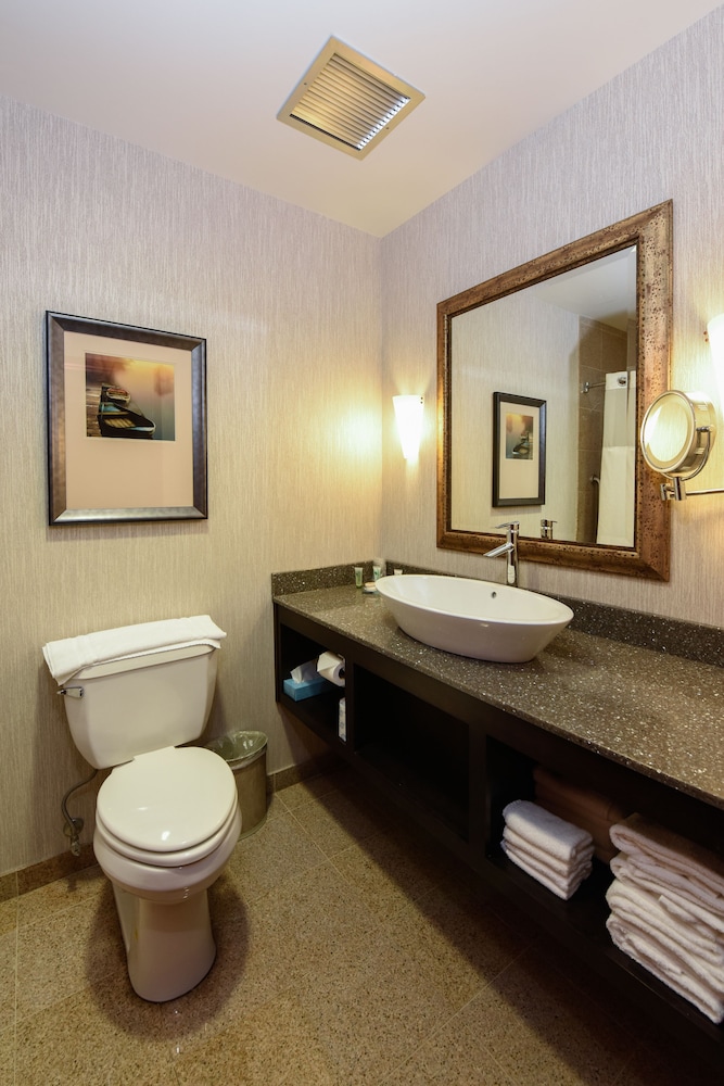 Wheeling Island Hotel-Casino-Racetrack 17/39