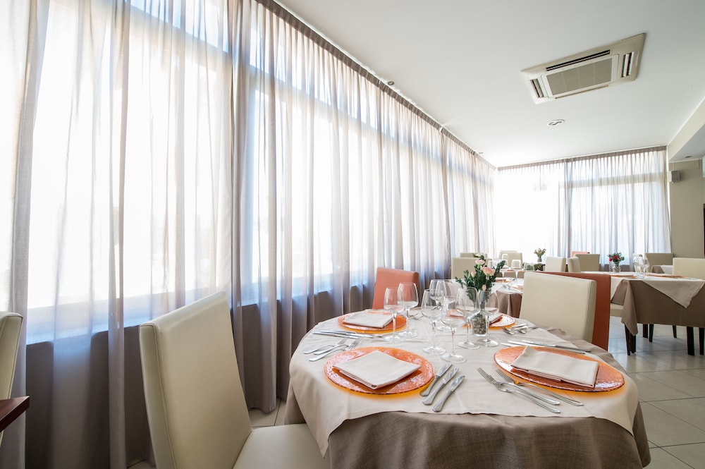 Hotel La Marina 47/63