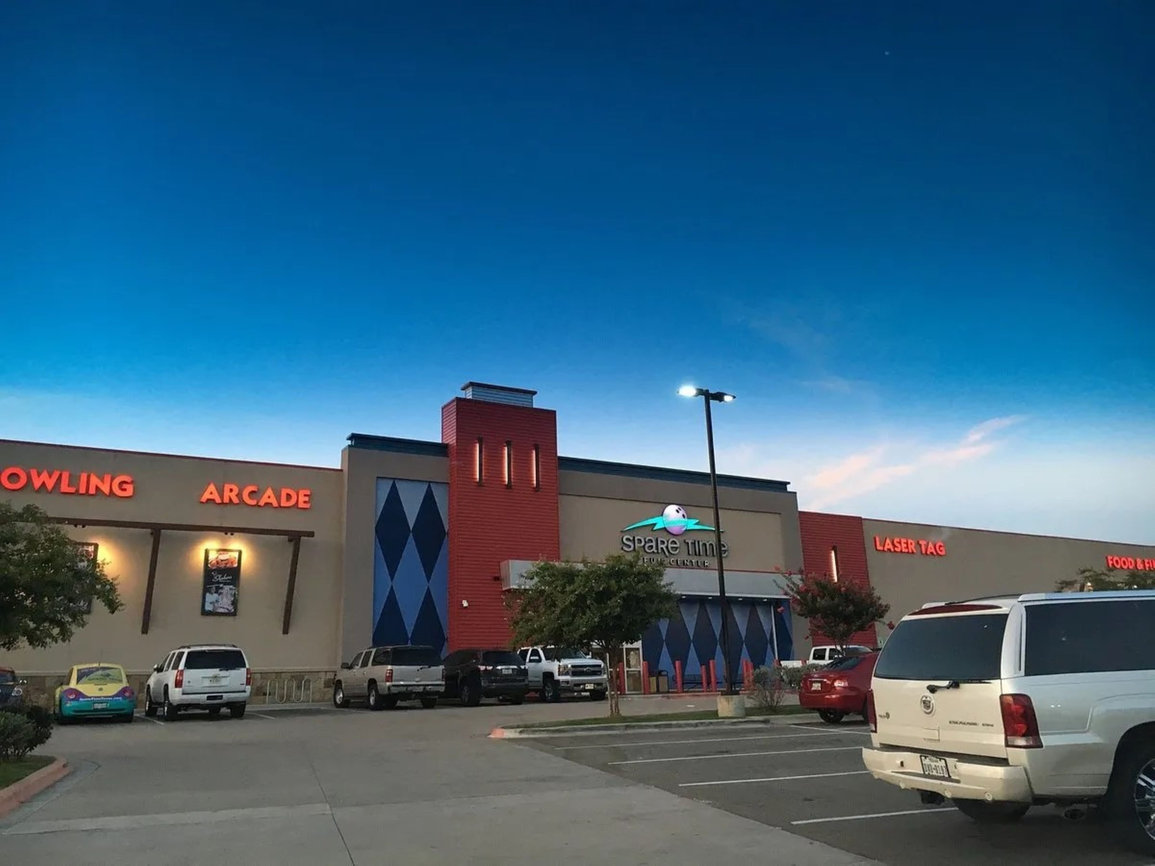 Holiday Inn Express and Suites Austin North Pflugerville 68/75