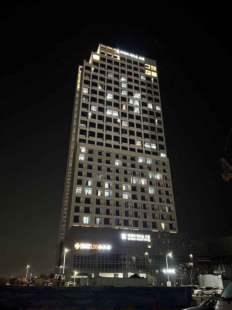 RIVIERA VERIUM HOTEL 1/40