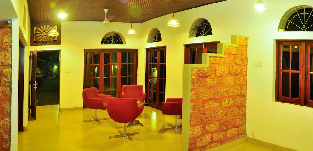 Pavana Hotel 3/63