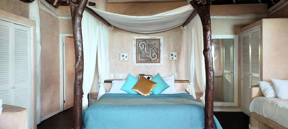 PREMIUM, SUITE, OCEAN FRONT