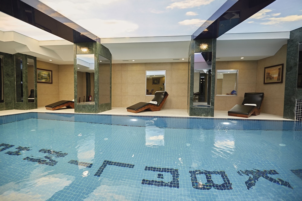 Ilkbal Deluxe Hotel & Spa Istanbul 35/65