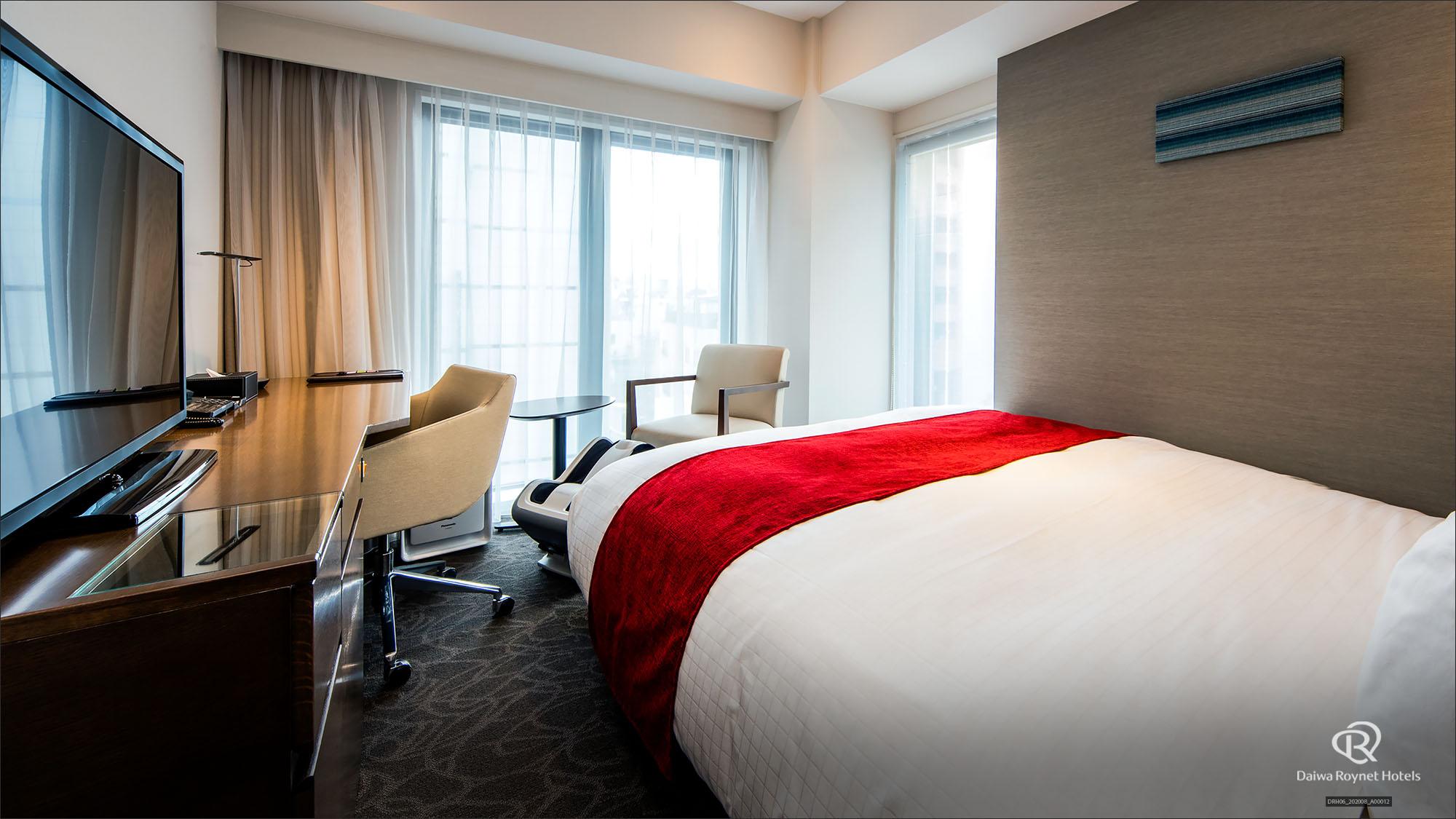 Deluxe, Single, Double Bed