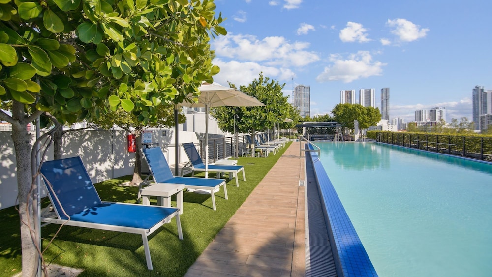 Sentral Wynwood 45/48