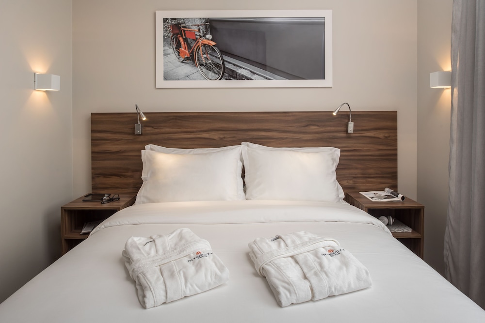 Intercity Patio Pinda Hotel & Resort 12/61