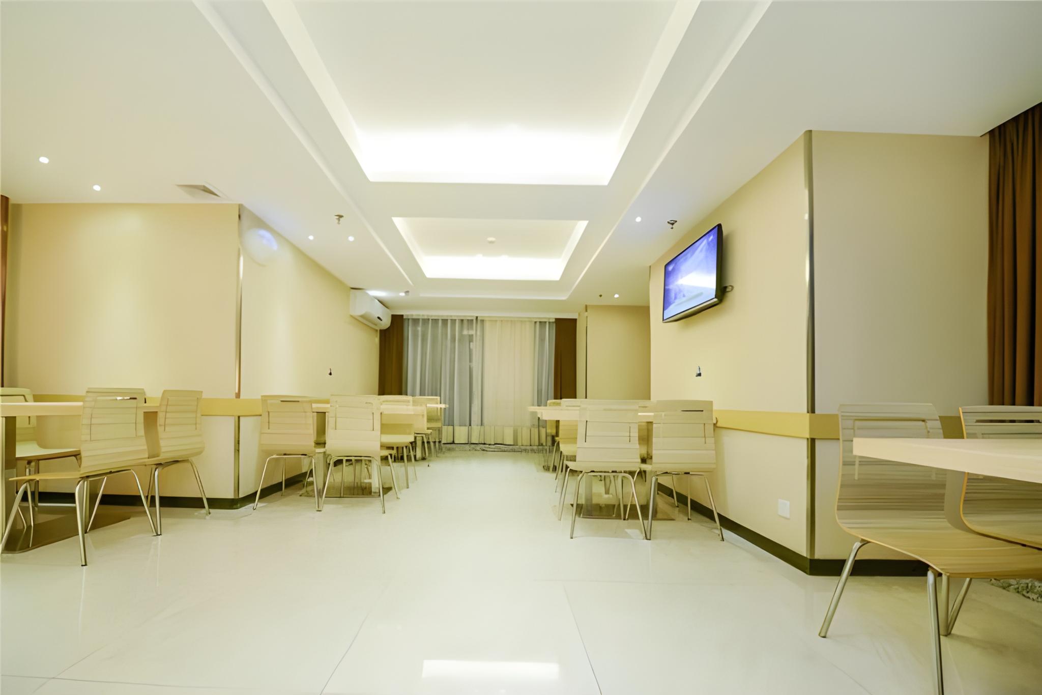 City Comfort Inn (Chongqing Shidai Tianjie) 37/50