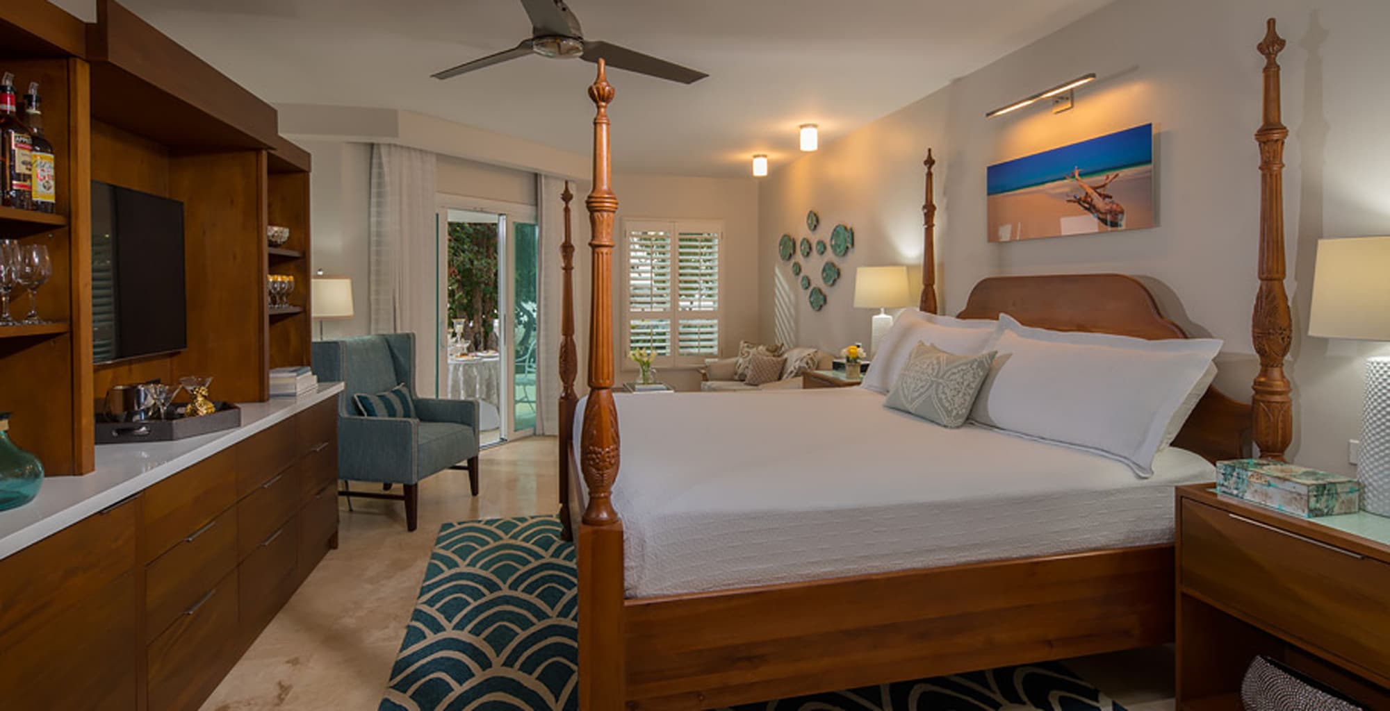 1 Bedroom, Silver, Sun, Junior, King Bed, Ocean View, Club Floor