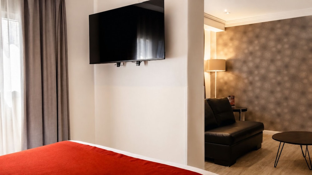 Hotel Sommelier Agustinas 47/56