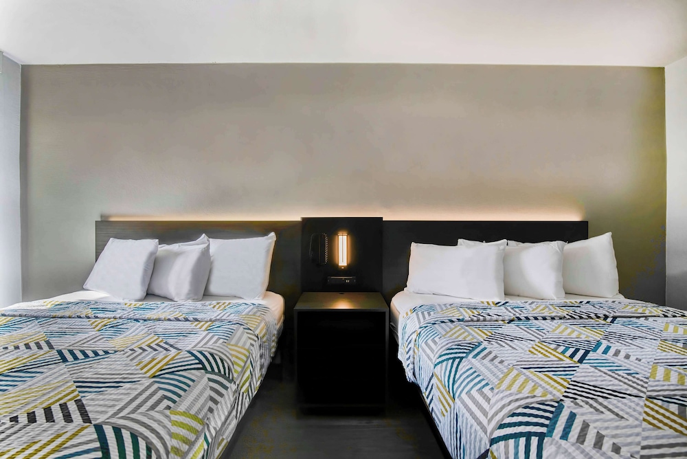 Motel6 Atlanta, GA - Midtown 25/50