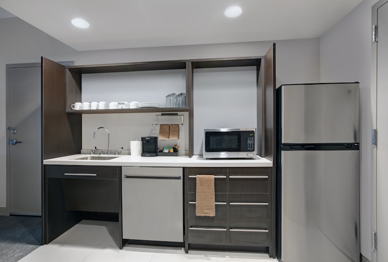 Home2 Suites by Hilton Milwaukee Downtown, WI 6/48