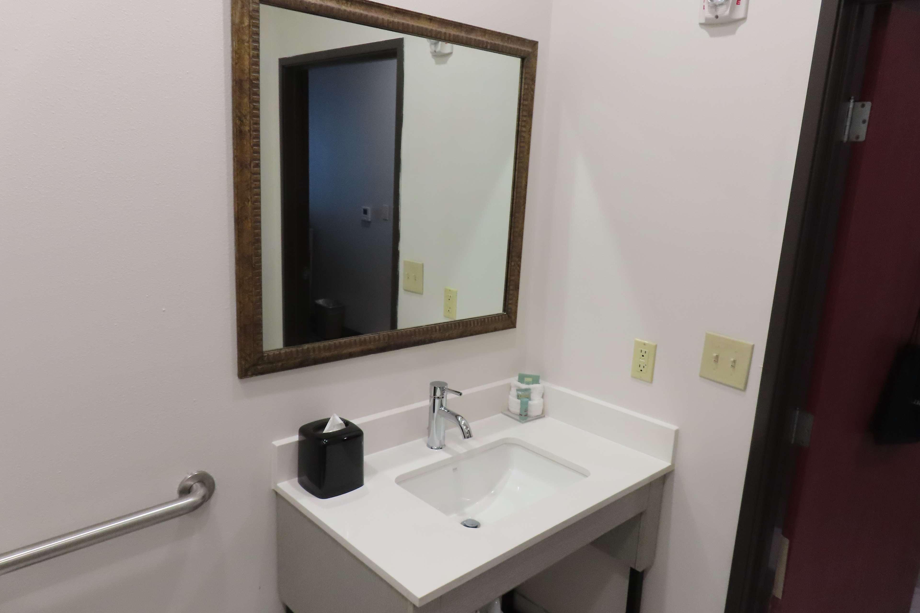 Room, 2 Queen Beds, Accessible