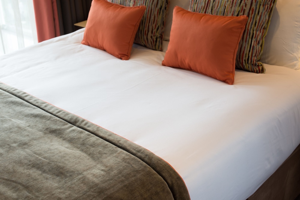 St George S Hotel Wembley 14/32
