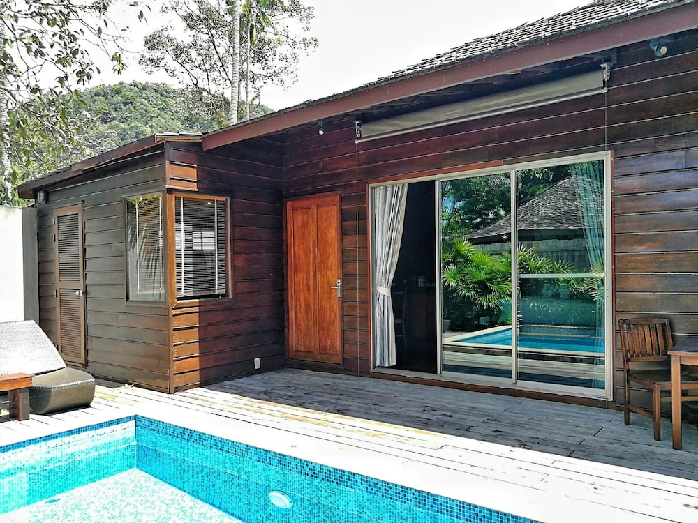 Gajapuri Resort Spa 36/76