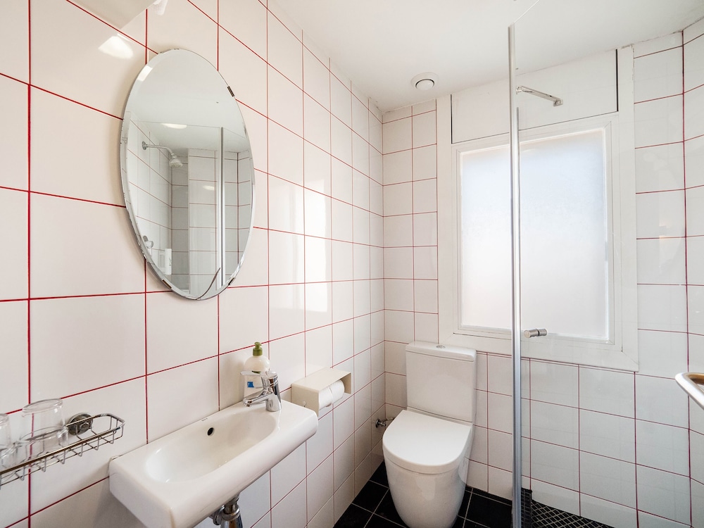 Hostal Athenas 38/42