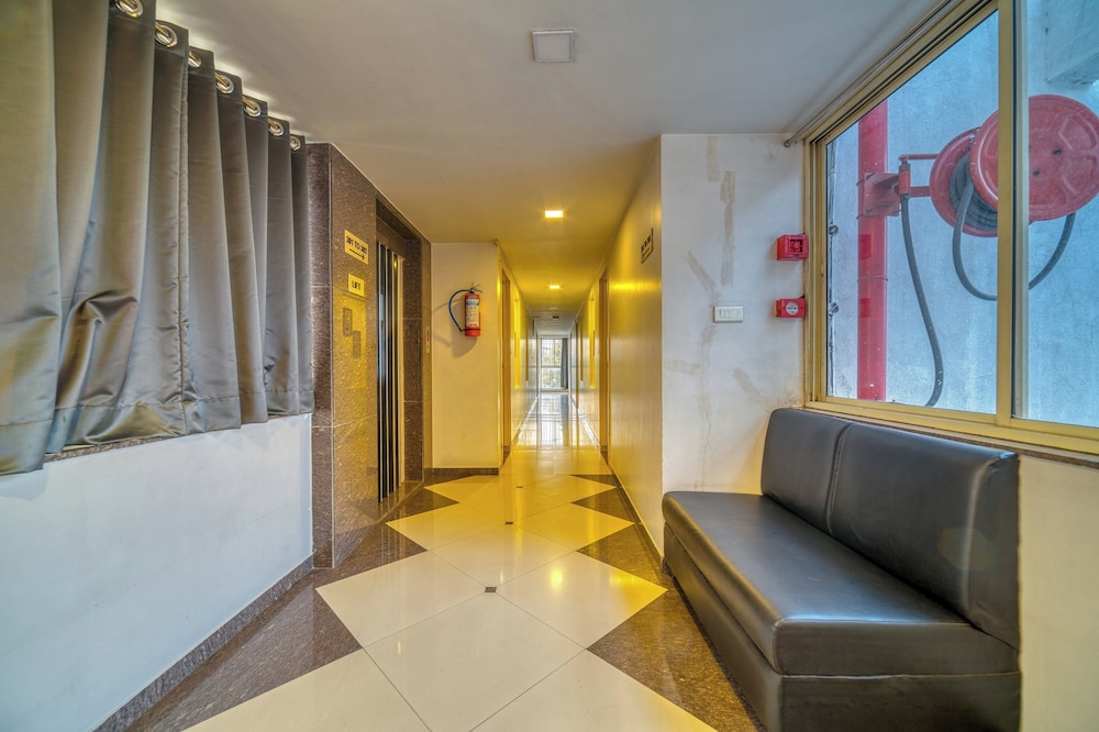 Hotel Grand Ashwin 33/41