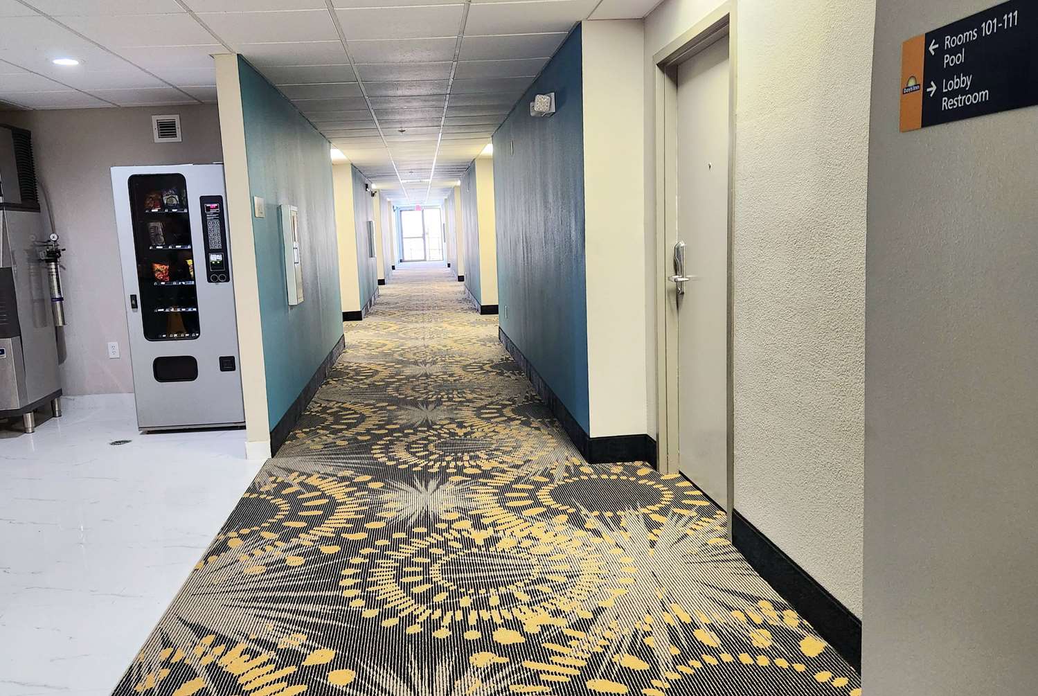 Days Inn by Wyndham LaPlace- New Orleans 23/33