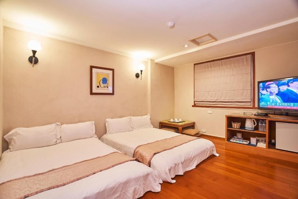 TIAN LONG HOTEL 21/69