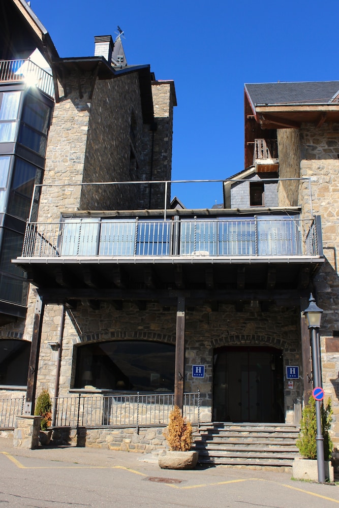 Villa de Sallent 4 3/52