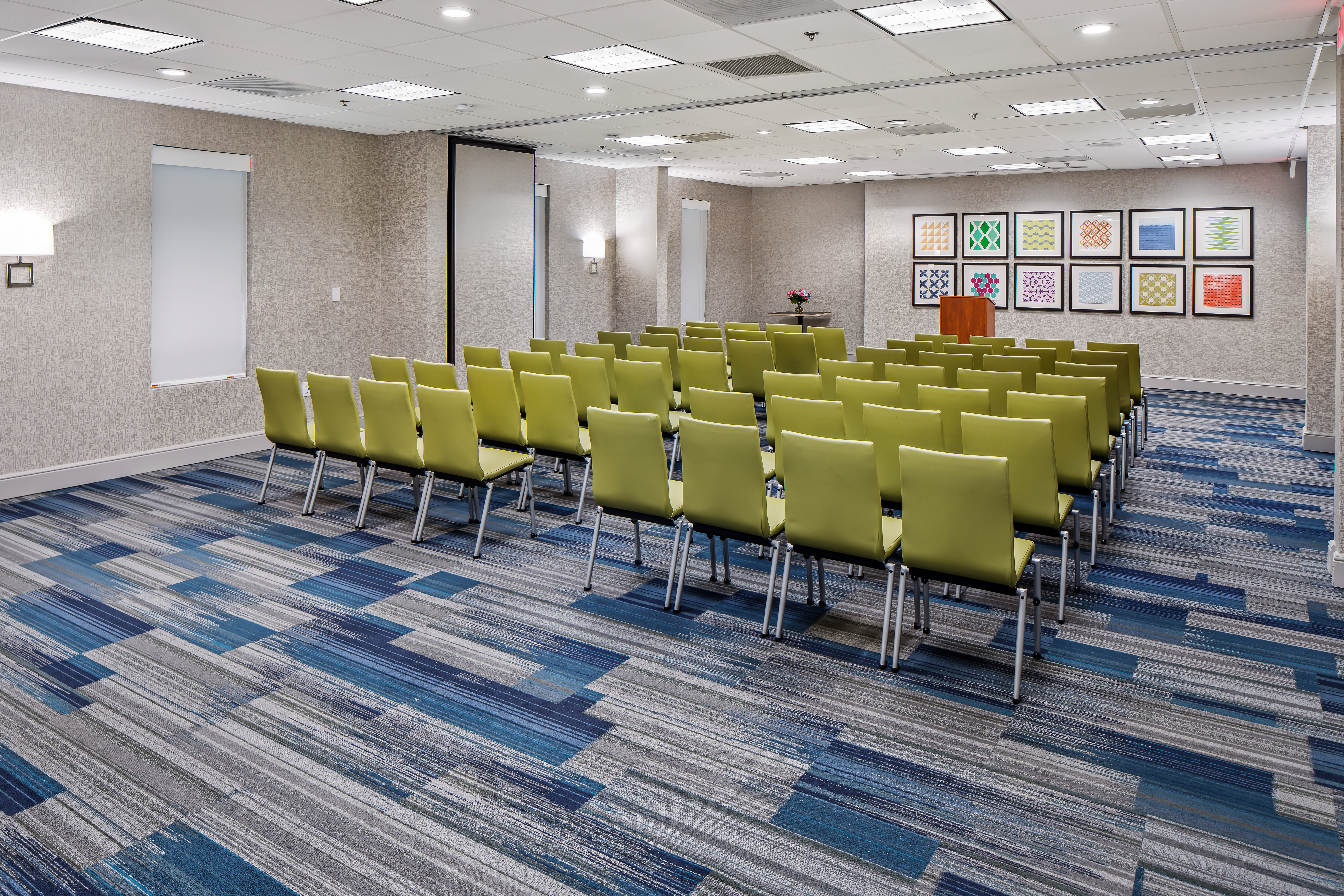 Holiday Inn Express Atlanta Airport College Park 44/57