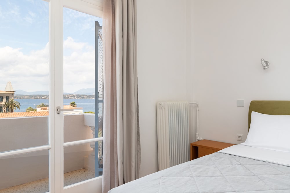 Hotel Roumani 17/33