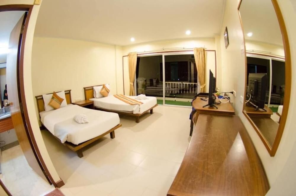 Kaibae Hut Resort 47/66