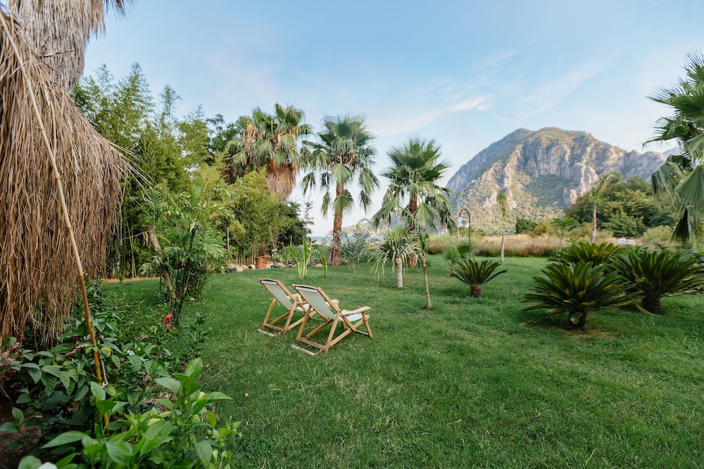 Olympos Lodge 43/50