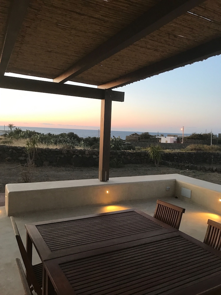 I Dammusini Di Pantelleria 15/50